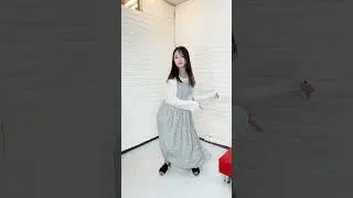 【二葉エマ】巷で話題のポケモンダンスを最高に運動音痴のセクシー女優に踊ってもらった結果。