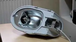 Equipment inspection: Urbis Sapphire 1 & Philips 60w Cosmowhite metal halide lamp.