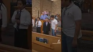 miren que ermoso ver aeste onbre sito adoración a Dios