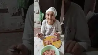мукбанг,салат капуста с мясцом по корейски наверное