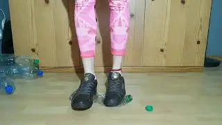 low Reebok and new Nike socks crush plastic bootles crush fetish Reycling ASMR 