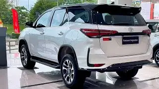 All New Toyota Fortuner Legender 2025! Review Interior and Exterior