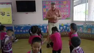 Teaching Prepositions to Early Learners in the K1 Thai Public School