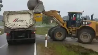 Грузовик и булыжник || LKW Fahrer Bums