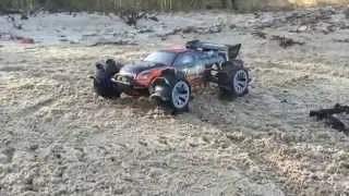 3D printed RC Truggy snow tires on wet sand...