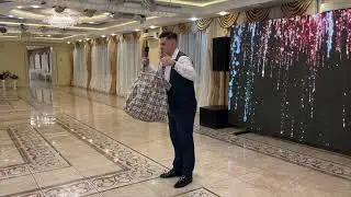 конкурс на празднике | интерактив на свадьбе | застольный конкурс на свадьбе | прощание с фамилией