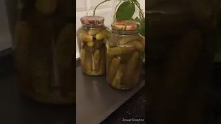 Как я солю огурцы. Хранятся даже при комнатной температуре.