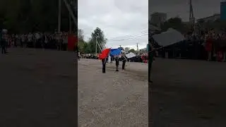 Танец с флагами России. Школа 82 г.Волгоград