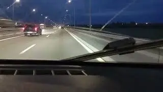Вечерний рейс по дождливой трассе.