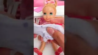 Annie Plays with Slime! #dolls #YouTubeChamps 🔥 #slime