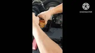Toyota Fortuner 2022 Replacing new Fuel Filter #toyotafortuner #toyota #fuelfilter