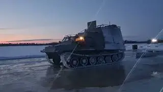 Строим автозимник двумя ГТТ.