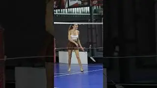 Бадминтон на Самуи в BAAM Fitness #бадминтон #девушкасракеткой #самуи