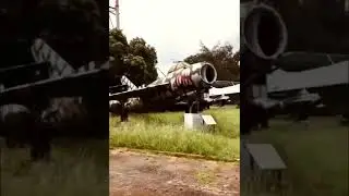 Hanoi, Vietnam 🇻🇳 VPAF Mig-17 🛩 1960’s fighter jet 💪🏻🤧 