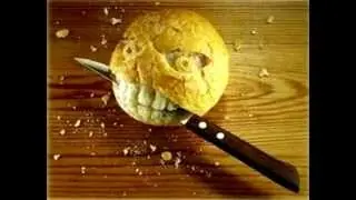 Почему нельзя есть  с ножа?