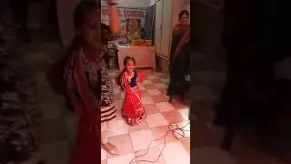 Haryanvi dance by 3 year old cute girl
