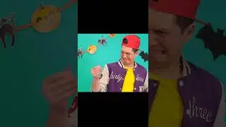 полная сцена с тараканами и пауками