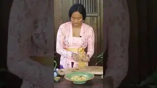 Be Siap Base Kalas, Balinese Style Chicken Curry🙏🏽😊 #bali #cooking #cookingclass #cookingclasses