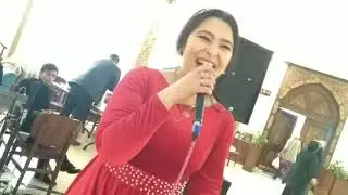 Gulnora Yusupova _ Popuri taronasi bilan Kohunur Restorantida barchani òynatib yubordi. Ofarin👏👍