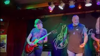 Rowan Robertson - Holy Diver