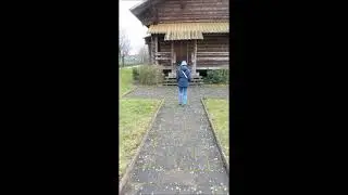 Aktionskünstlerin Britta Pütz