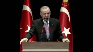Hak bildiği yoldan dönmez bu sevda Bayraktır göklerden inmez bu sevda Kıyamete kadar dinmez bu sevda