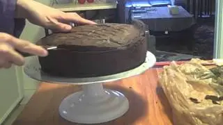 Episode 55 - Simple 2-tiered Birthday Cake - 6-19-11 - The Aubergine Chef