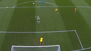 Dortmund's Raphaël Guerreiro scores stunning backheel volley in training