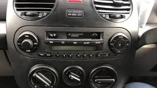Remove VW New Beetle Headunit / Radio without keys