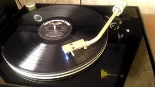 TDK USB Belt-Drive Turntable . Ray Charles