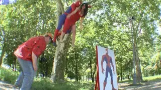 Приклеилась! Ржака Угарный прикол Смеялся до слез Best Prank Ever 