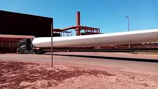 Extendable Trailer for transporting wind turbine blades