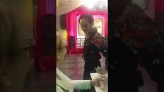 Cómo quien pierde una estrella de Alejandro Fernández interpretada por Iván Queirolo
