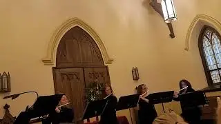 The Champagne Flutes, live! Carol of the Bells