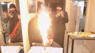 WAFFLECI YAŞAR