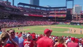 Cards win 4-3 against Pittsburgh Pirates.
