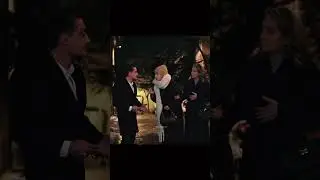 «Мама, папа, я – дружная семья!» 🤣♥️ 