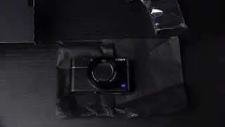 Sony RX100IV Unboxing
