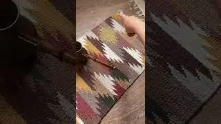 Килим ручного ткачества 80*40 рассказала в чем особенность и какие смыслы.