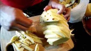 How to cut pineapple