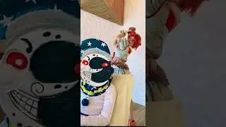 Pennywise girl vs Luna FNAF!