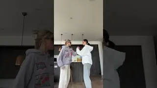 bestie handshake!!💕