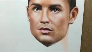 Drawing Cristiano Ronaldo. Time-lapse video (Портрет Криштиано Роналдо цветными карандашами)