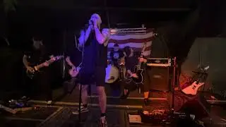 Icon delete - My Cry (live performance)