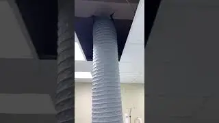 Очистка воздуховодов с помощью щёточной и пылеулавливающей машины.