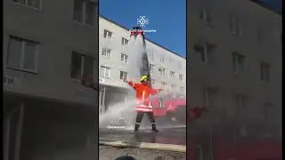 Командир відділення-водій Яцик Віталій, він прослужив 27 років 11 місяців 07 днів. Дякуємо за службу