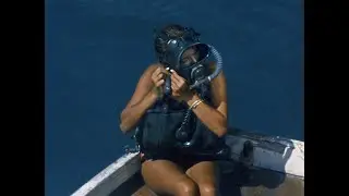 An Italian vintage frogwoman with an early rebreather [Sophia Loren]