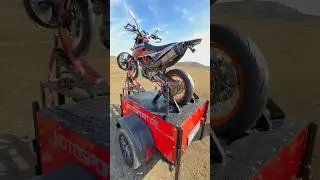 Просто вслушайтесь в звук прогретой резины Pirelli 👌