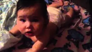 Baby humping floor xD
