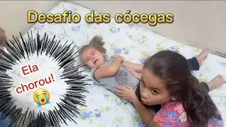 Desafio das cócegas- Aguenta até acabar o tempo - Isinha chorou 😭